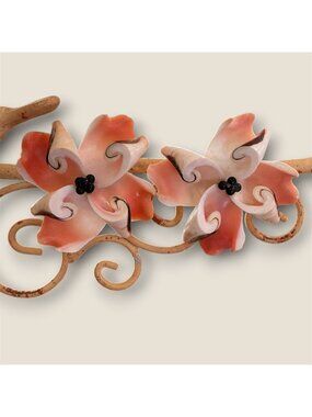 Vintage Shell Flower Clip-On Earrings Hawaiian Style Coral & Cream Color Summer